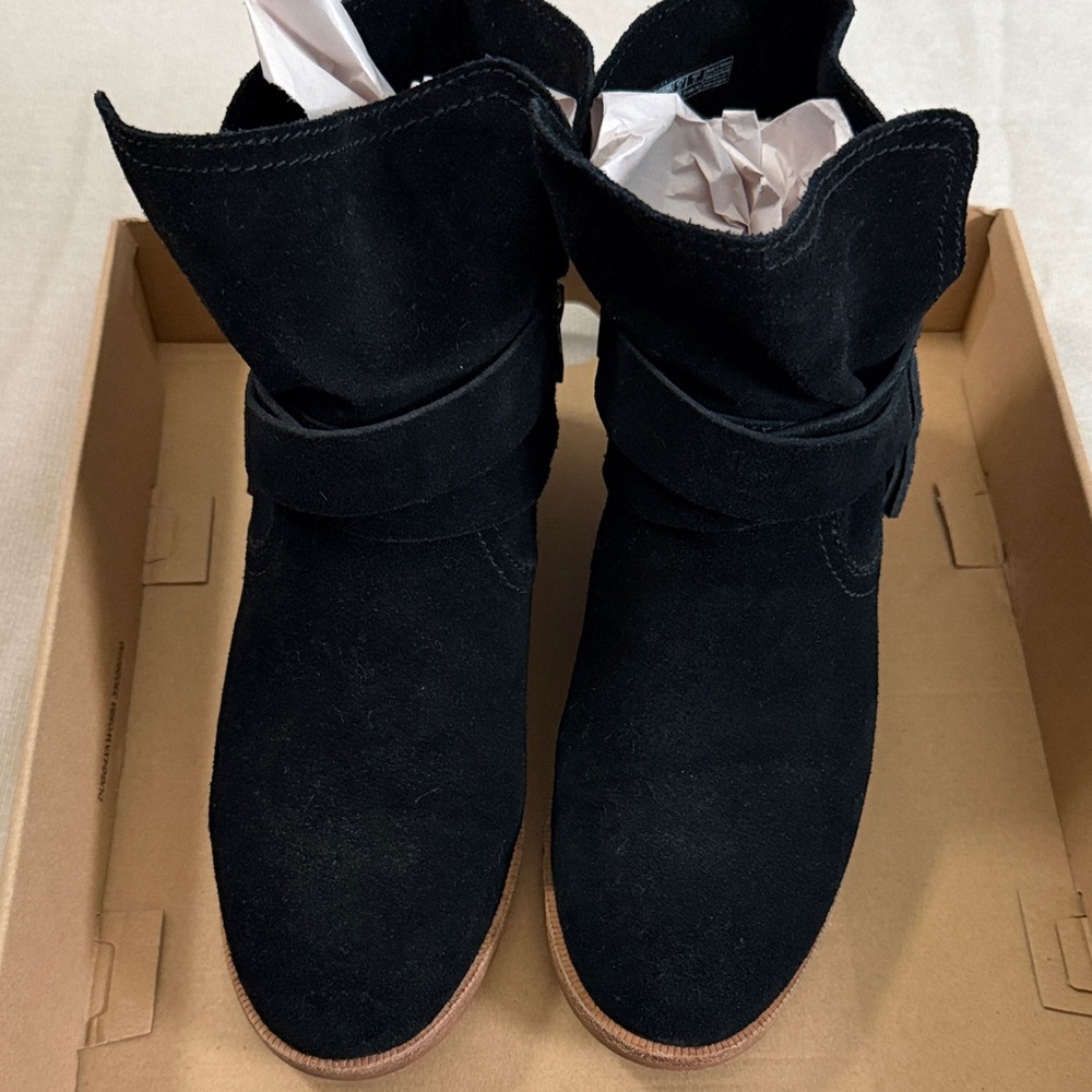 UGG Midnight Suede Ankle Booties